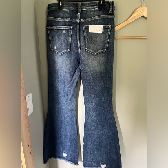 Risen Flares 7/8 - Picture 3 of 4